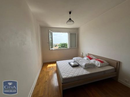 Appartement à louer 4 pièces 67.43m² - Photo 2