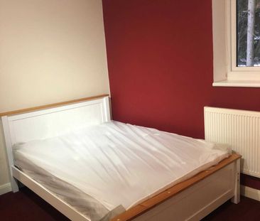 Price £1,050 pcm - Available 01/09/2025 - Furnished - Photo 1