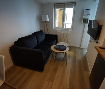 LILLE - APPARTEMENT - T2 MEUBLE - Photo 1