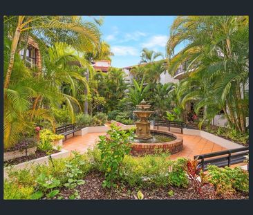 Fully Renovated Luxurious Ground-Floor Corner Apartment with Privat... - Photo 4