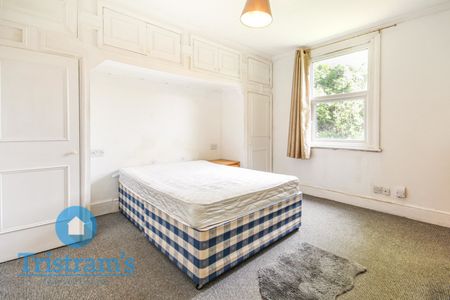 1 bed Apartment for Rent - Photo 2