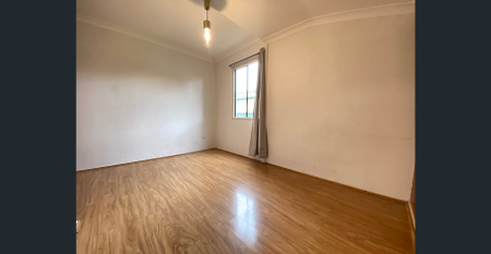 Location, Convenience and Low Maintenance Living! - Photo 3