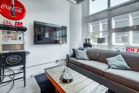 For Lease - 155 Dalhousie Street Unit# 826, Toronto, Ontario - Photo 3