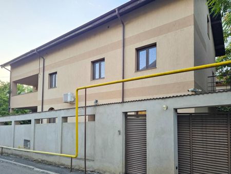 Casa 400mp nemobilata Timpuri Noi - Nerva Traian - Vitan - - Fotografie 5