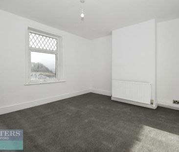 Cranmer Road, Bradford, West Yorkshire, BD3 - Photo 2