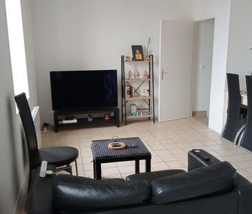 Dans petite résidence, centre ville de Bornel, un appartement de ty... - Photo 1