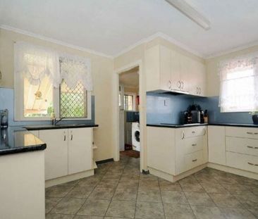 381 Hume St Kearneys Spring - Photo 6