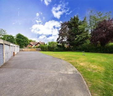 Elmdene Court, Woking - 2 bedrooms Property for lettings - Seymours - Photo 2