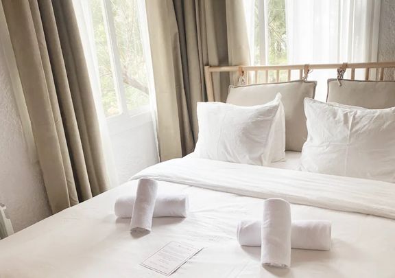 Passeig de Turull, Barcelona, Catalonia 08023 - Photo 1