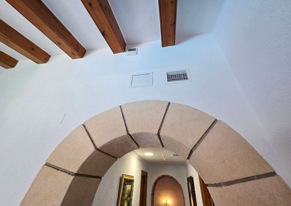 WIDE ESTATE FOR RENT IN TEULADA FOR LONG TERM