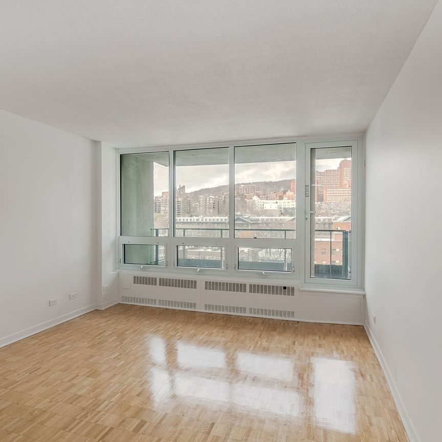 1975 Maisonneuve Blvd West - Photo 1