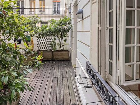 Rental Apartment Paris 8th Madeleine - Photo 2