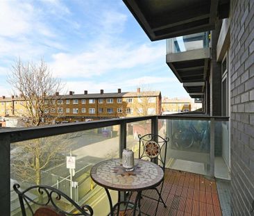 1 bedroom apartment to rent - Photo 5