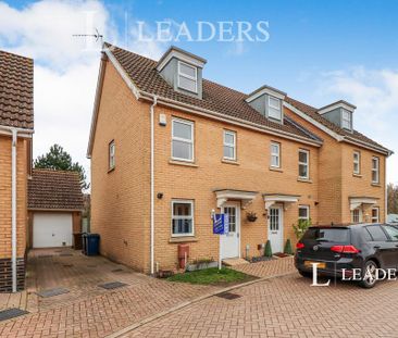 3 bedroom semi-detached house to rent - Photo 1