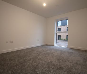 1 bed Flat for let - Photo 5