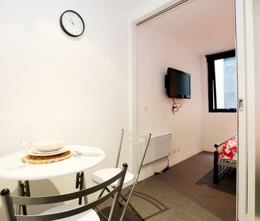 132/55 Villiers Street, North Melbourne VIC 3051 - Photo 2