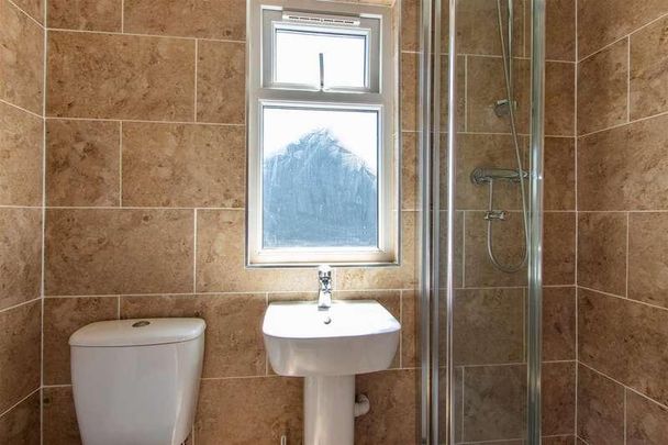 Richmond Crescent, Roath, CF24 - Photo 1