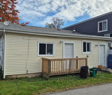 For Lease - 74 Queens Circle Unit# 5, Fort Erie, Ontario - Photo 2