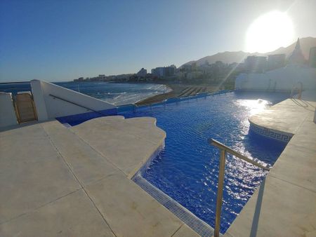 2 room luxury Apartment for rent in Benalmádena, Spain - Photo 5