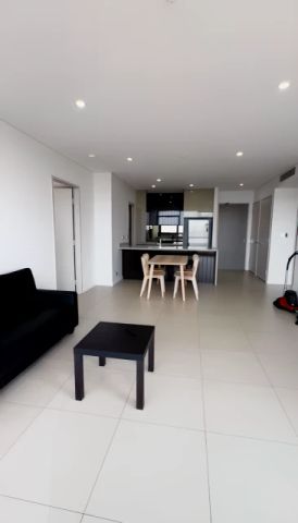 2 bed 2 bath-914 - Photo 2