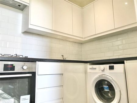 10, 34 Moat Street - Photo 5