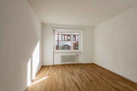 Komfortabel wohnen in gepflegtem Mehrfamilienhaus - Photo 2