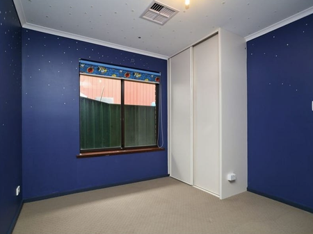 Spacious Family Home - Photo 4