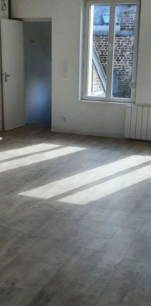 Location Appartement 2 pièces 56 m2 à Saint-Quentin - Photo 1