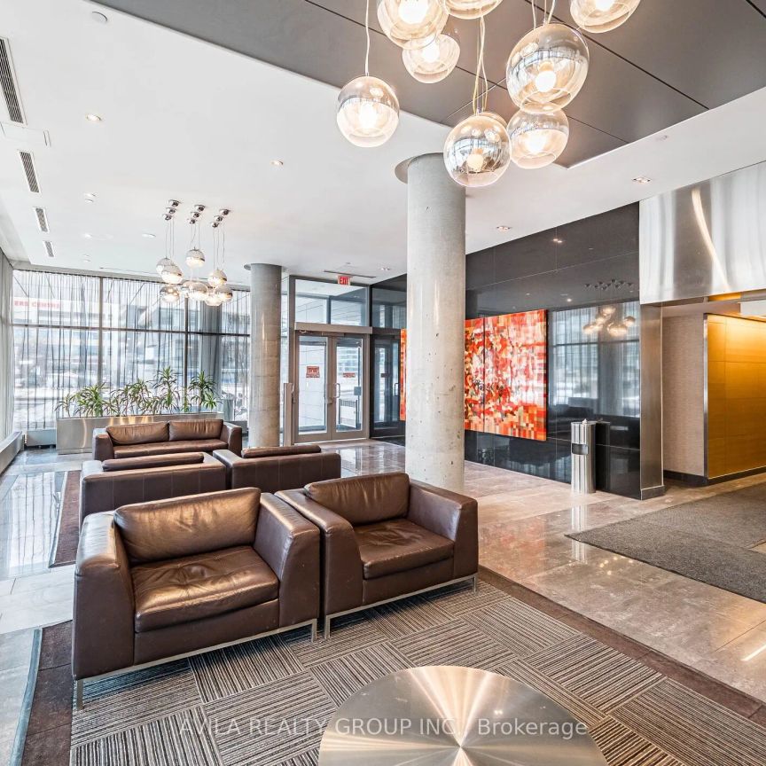 4 Spadina Avenue #715 - Photo 1