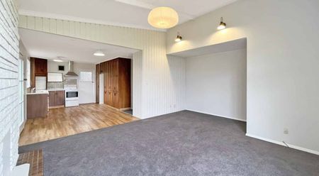 AWAPUNI- 3 BEDROOMS - Photo 3