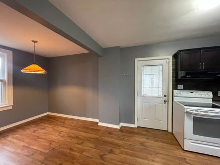 For Lease - 64 Edward Street, St. Thomas, Ontario - Photo 5