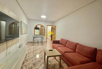 APARTMENT FOR RENT 100 METERS FROM THE BEACH IN TORREVIEJA - ALICANTE PROVINCE