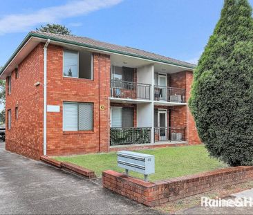 Spacious Unit in Boutique Block of Six - Photo 2