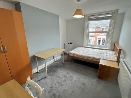 Bolingbroke Street, Heaton - Photo 4