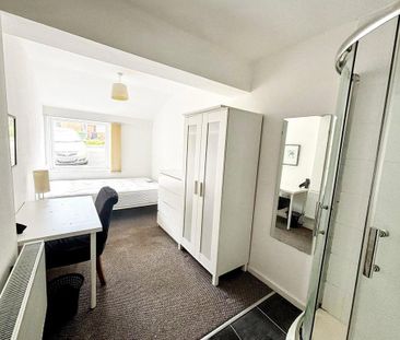 1 bedroom in a house share to rent - Photo 4