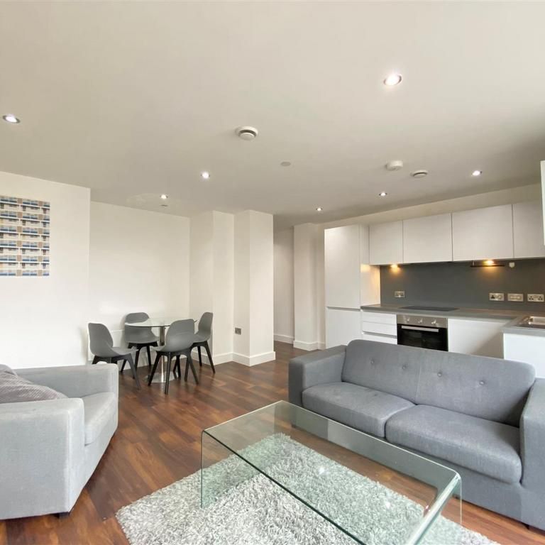 2 bedroom apartment to rent - Photo 1