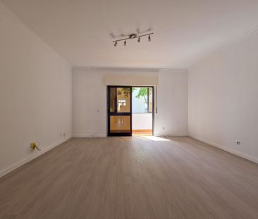 Simpático Apartamento T2 na Quinta da Bicuda - Photo 1
