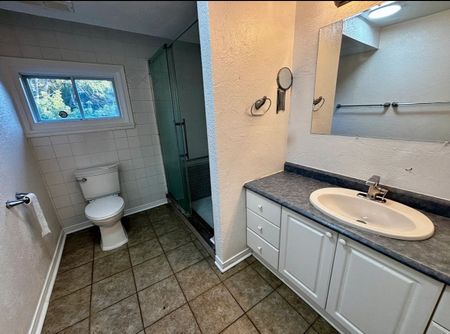 For Lease - 225 Cobourg Street Unit# 2, Lower Town - Sandy Hill, Ontario - Photo 2