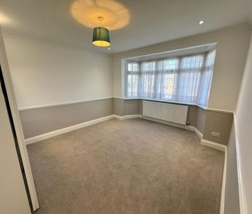 8 bedroom detached house to rent - Photo 2