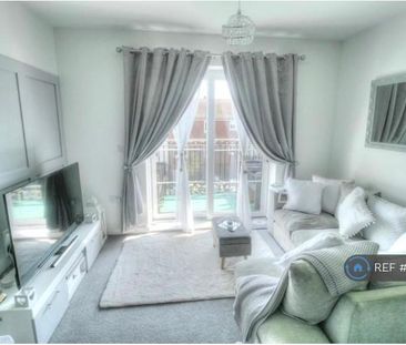 2 bedroom flat to rent - Photo 1