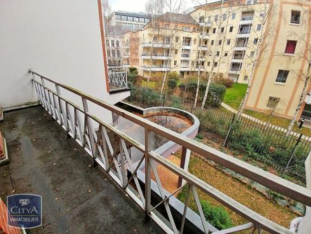 Location Appartement 2 pièces 39m² LILLE 59000 - Photo 5