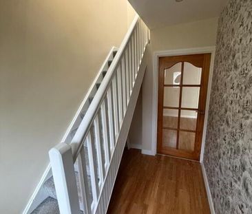 18 Garland Ave, Lurgan, BT66 6JH - Photo 2