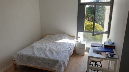 Location Appartement 4 pièces 67m² VILLEURBANNE 69100 - Photo 3