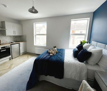 1 bedroom in a house share to rent - Photo 6