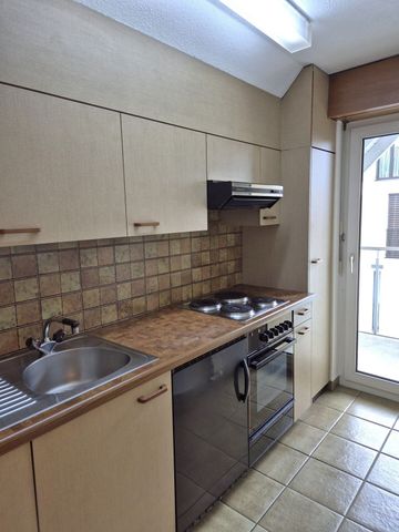 Central Studio with Balcony - Photo 3