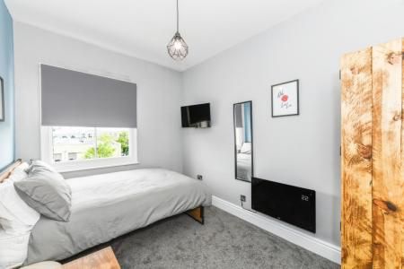 Waverley Street, Arboretum, Nottingham, NG7 - Photo 4