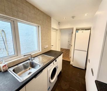 32 Pretoria Street, Belfast, BT9 5AQ - Photo 6