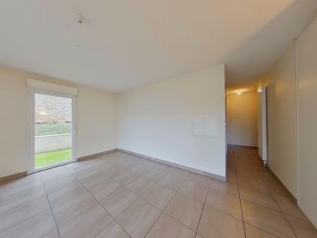 Location Appartement 2 pièces 44m² POITIERS 86000 - Photo 2