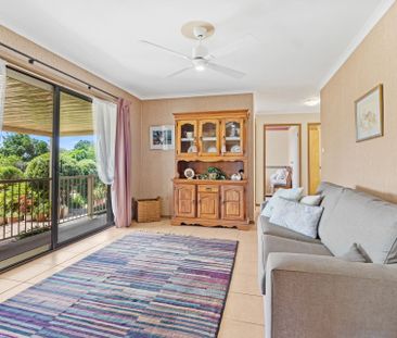 Modern Family Living in a Quiet, Sought-After Ruse Pocket - Photo 1