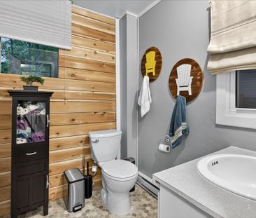 For Lease - 881 Clifton Boulevard, Innisfil, Ontario - Photo 6